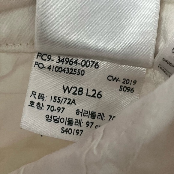 Levi’s • Wedgie Straight Cold Feet Women's White Jeans - Picture 8 of 9